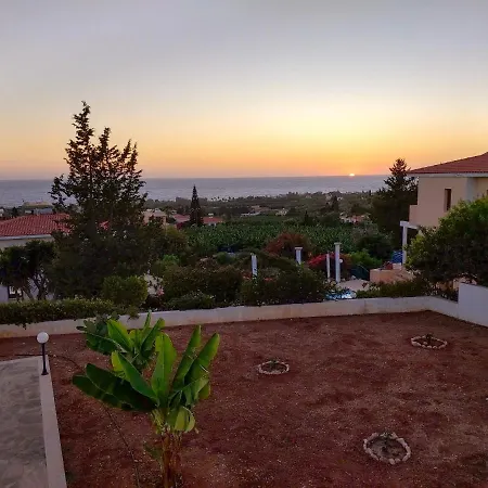 Cozy 2 Bdr House With Panoramic Sea Views Вилла *